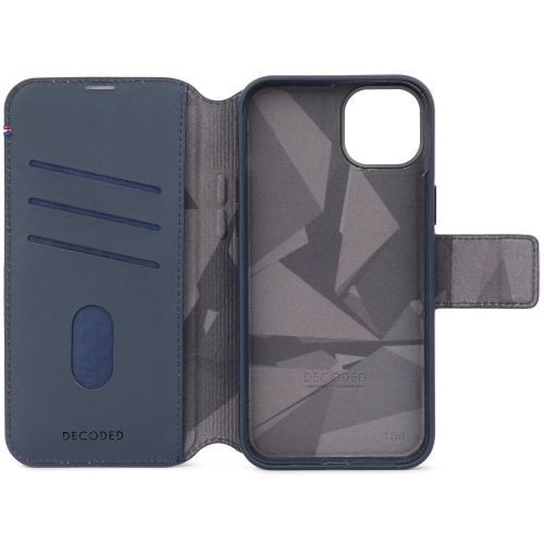 DECODED Leather Detachable Wallet Case w/MagSafe for iPhone 15 - True Navy